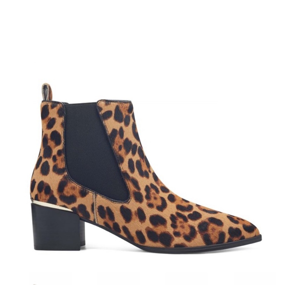NINE WEST leopard booties